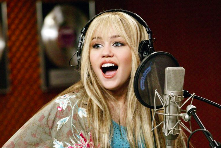 OMG, Miley Said She’s “Definitely” Open To Bringing Back Hannah Montana