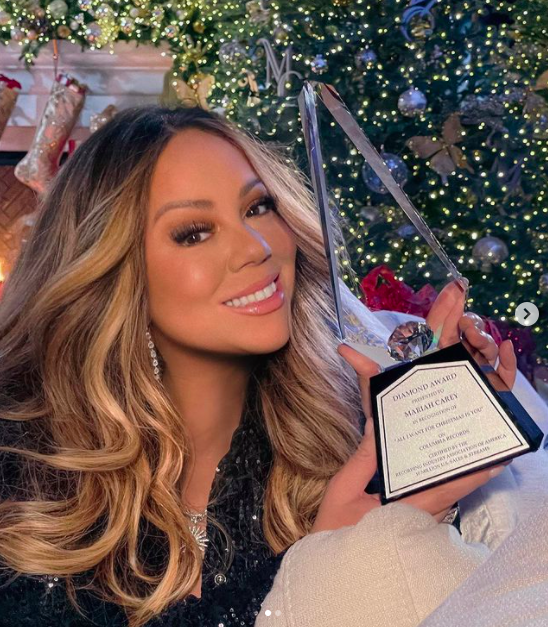 Mariah Carey’s ‘All I Want For Christmas Is You’ Makes History, Earns Diamond Certification