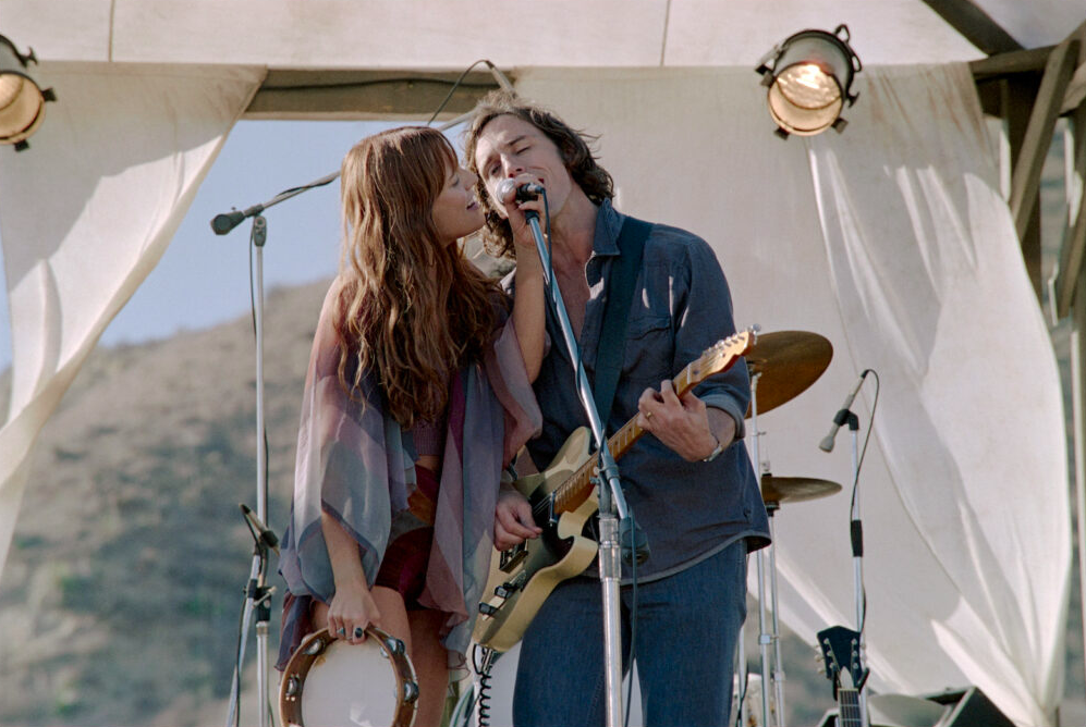 How To Channel The ’70s Cool From ‘Daisy Jones & The Six’