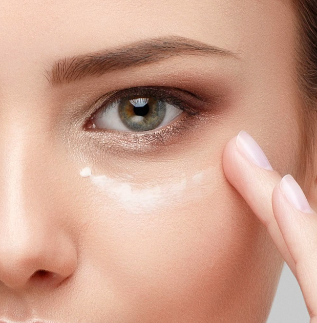 The 5 Best Retinol Eye Creams