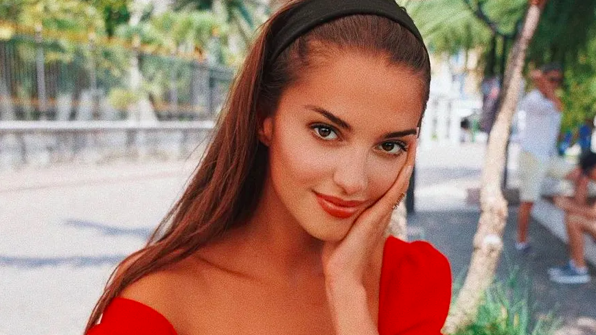 Tomato Girl Make-Up Is The New Alternative To Latte Make-Up