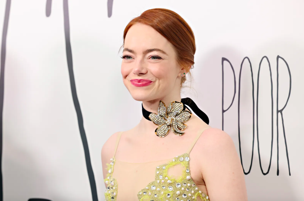 Emma Stone Returns To Being A Redhead
