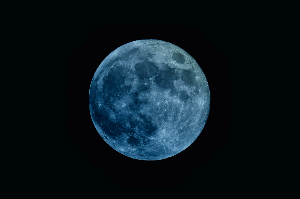 How The Aquarius Super Blue Moon Will Affect Us