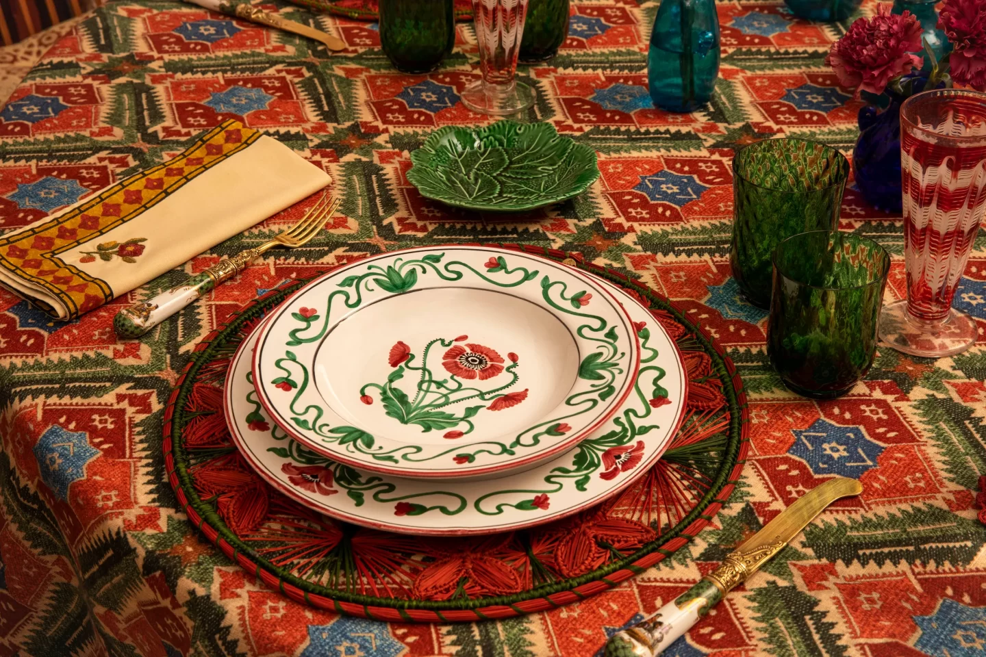 How To Set The Perfect Christmas Table
